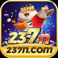 es237nudclit